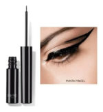 Delineador punta pincel a prueba de agua de la marca Esika